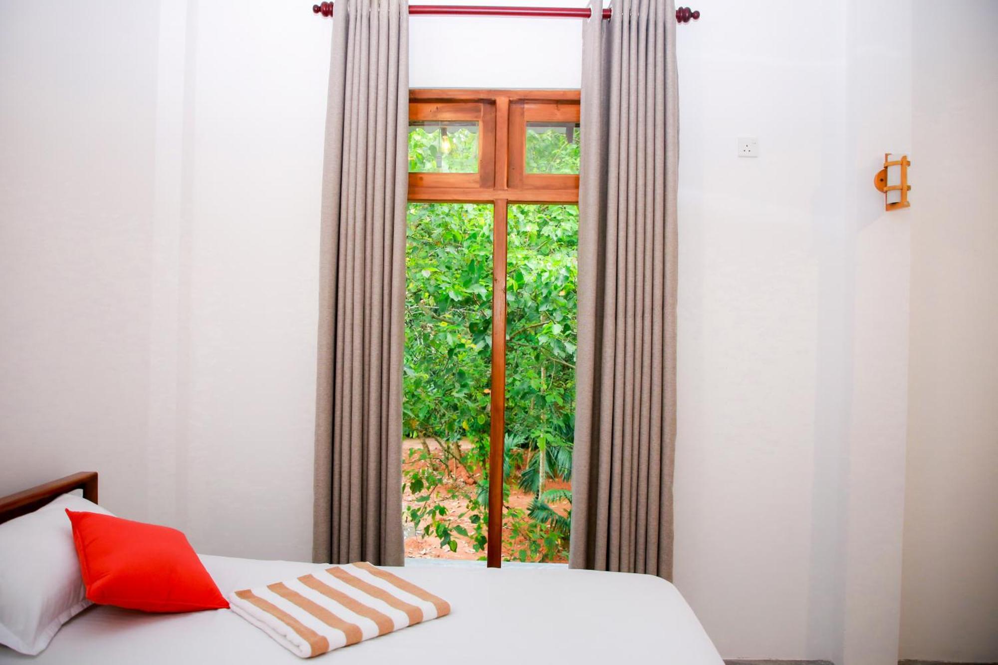 Leo Homestay Dikwella Exterior foto